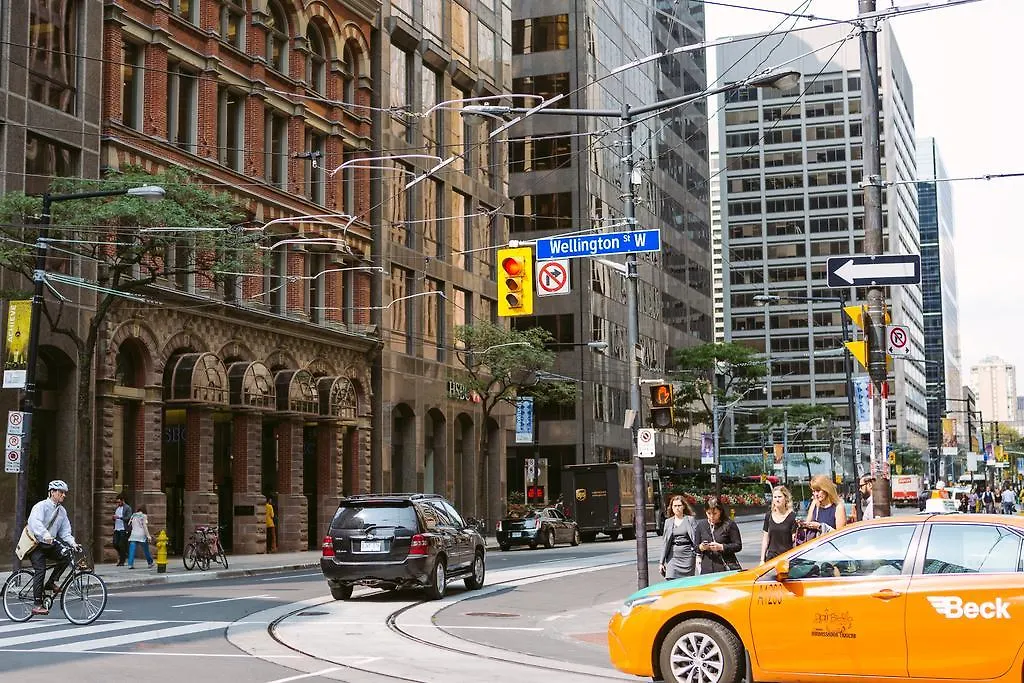 Apartment Luxury In Yorkville Toronto Canada